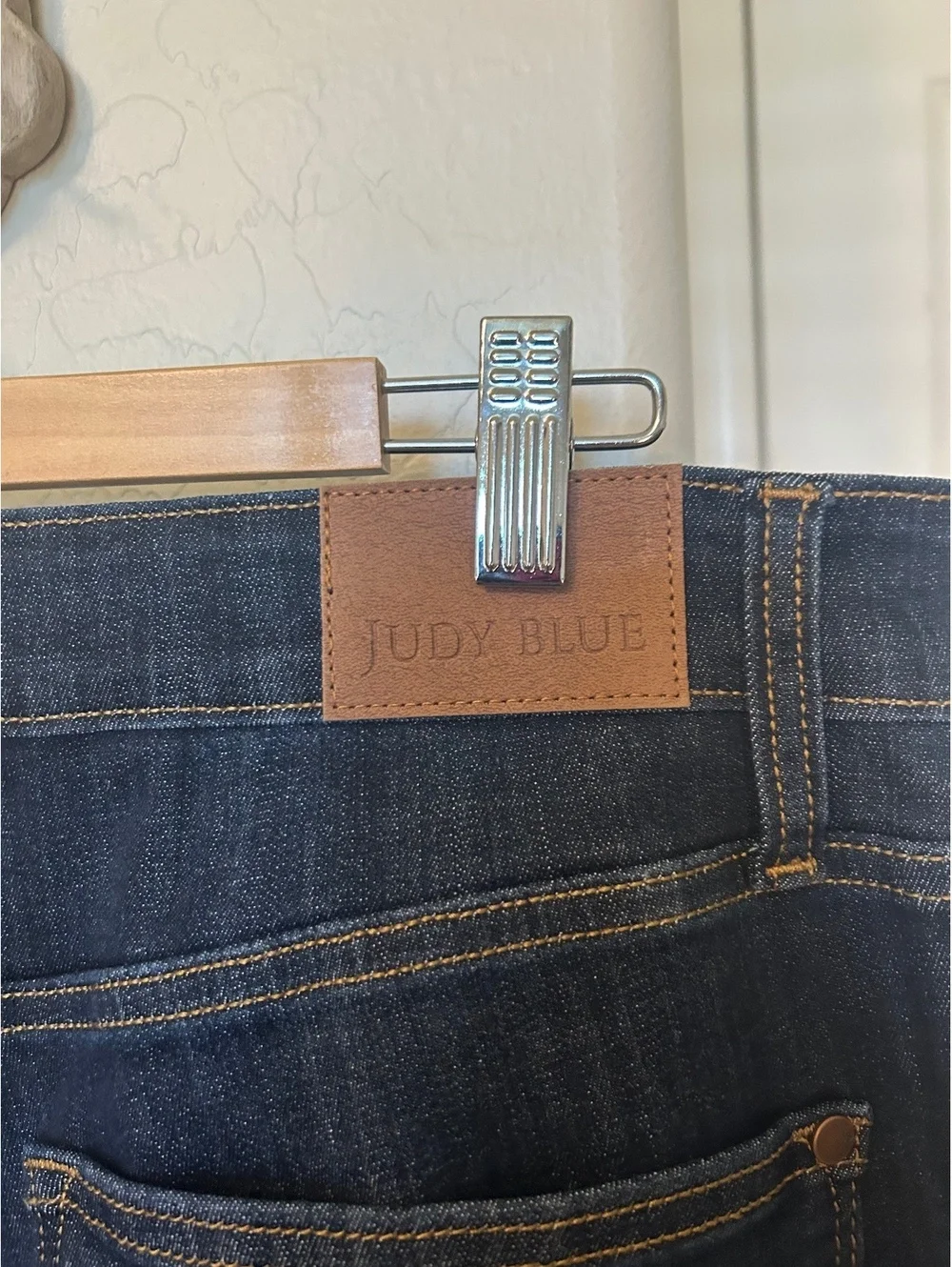 Judy Blue Women's Straight Fit Dark Wash Jeans Size 16W